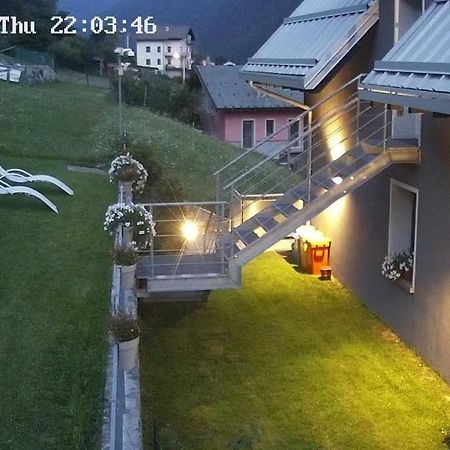 Villa Elisa Vezza dʼOglio Buitenkant foto