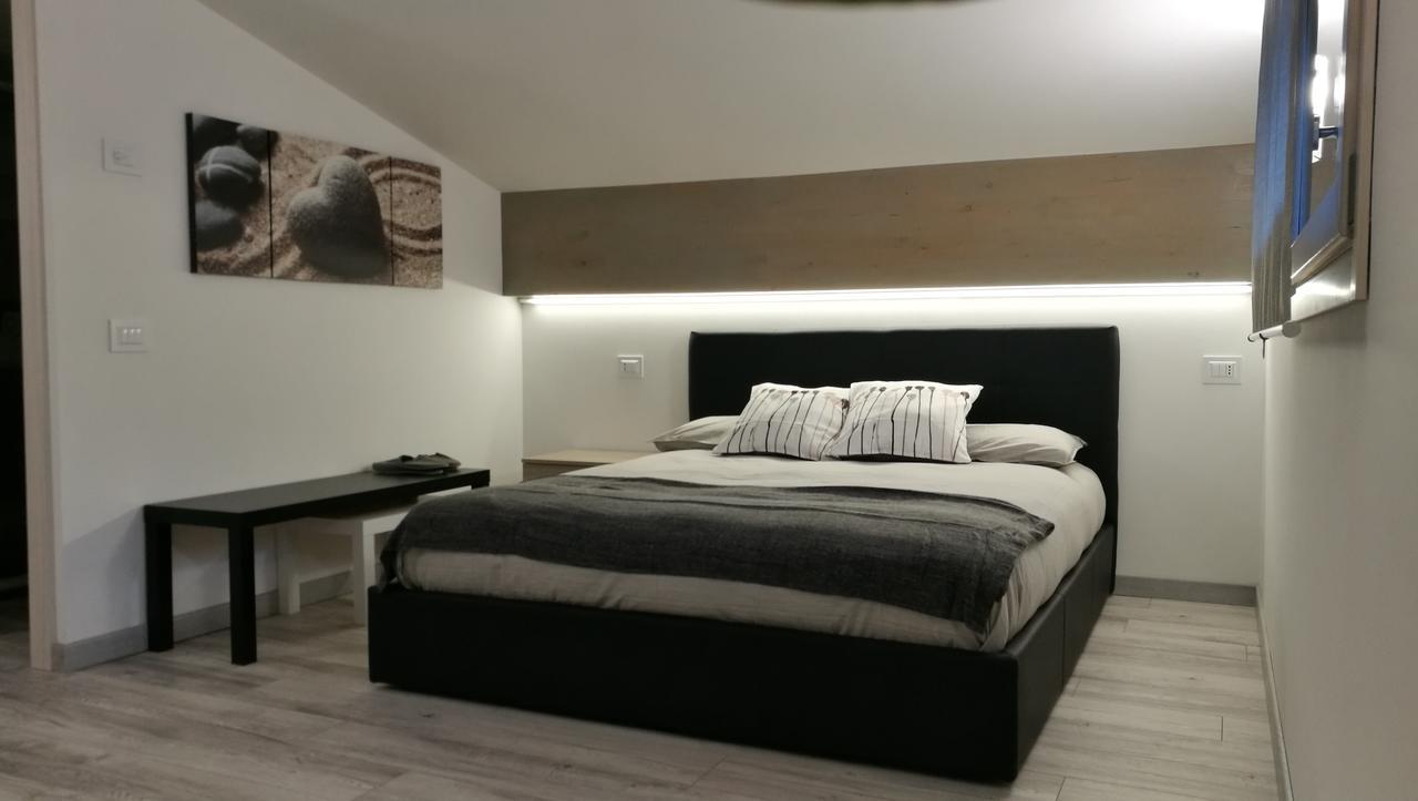 Villa Elisa Vezza dʼOglio Buitenkant foto