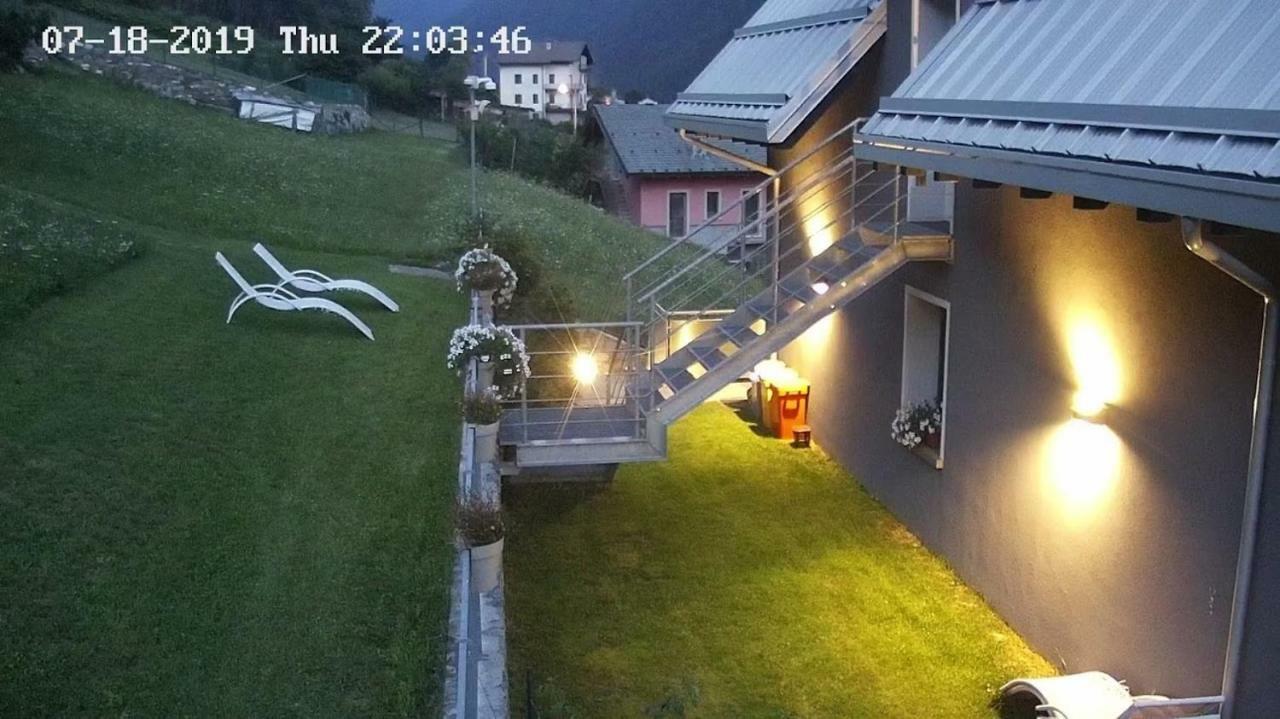 Villa Elisa Vezza dʼOglio Buitenkant foto
